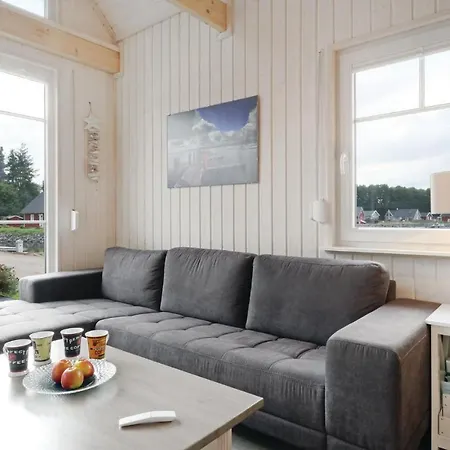 2 Bedroom Lovely In Prázdninový dům Zerpenschleuse